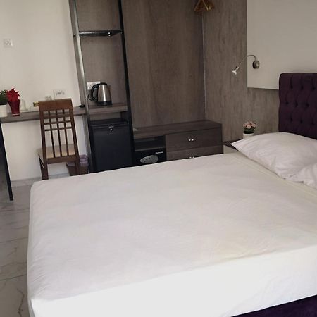 St Elena Boutique Residence Larnaca Zewnętrze zdjęcie