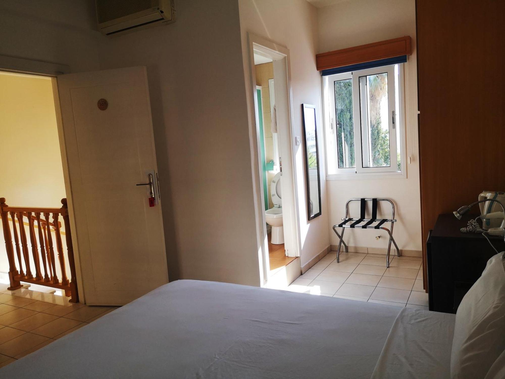 St Elena Boutique Residence Larnaca Zewnętrze zdjęcie