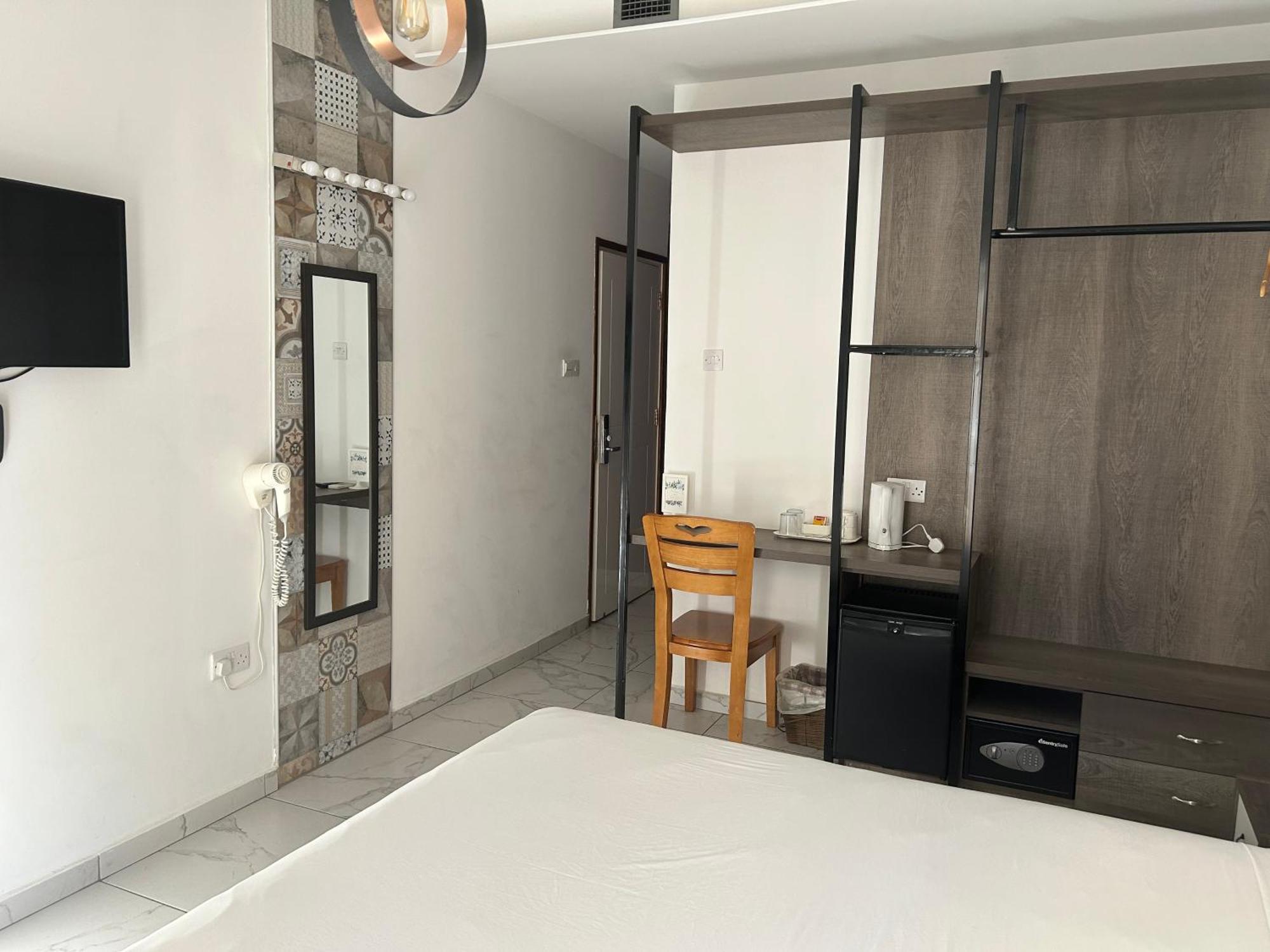 St Elena Boutique Residence Larnaca Zewnętrze zdjęcie